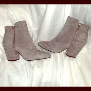 New 1.State Grey suede boots